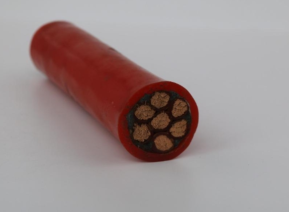 在電線電纜使用時(shí)有哪些安全要求？.jpg